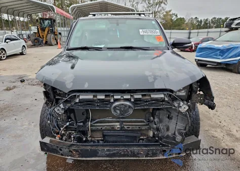 2016 Toyota 4Runner Sr5 from USA, damaged, VIN JTEZU5JR6G5111201